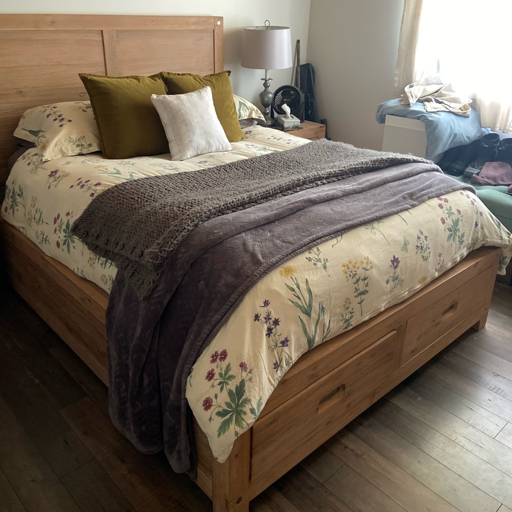 Queen/full duvet cover & shams
